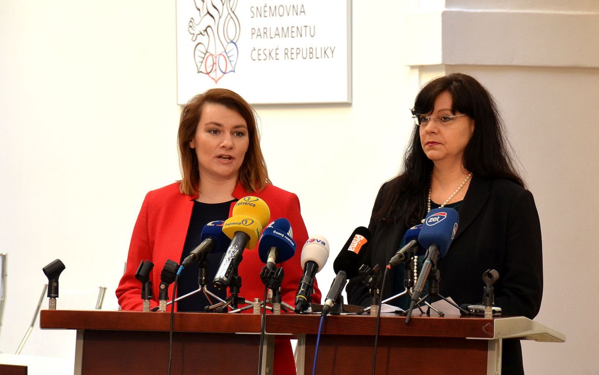Michaela Marksová navrhne zvýšení platů pracovníků ve veřejné sféře