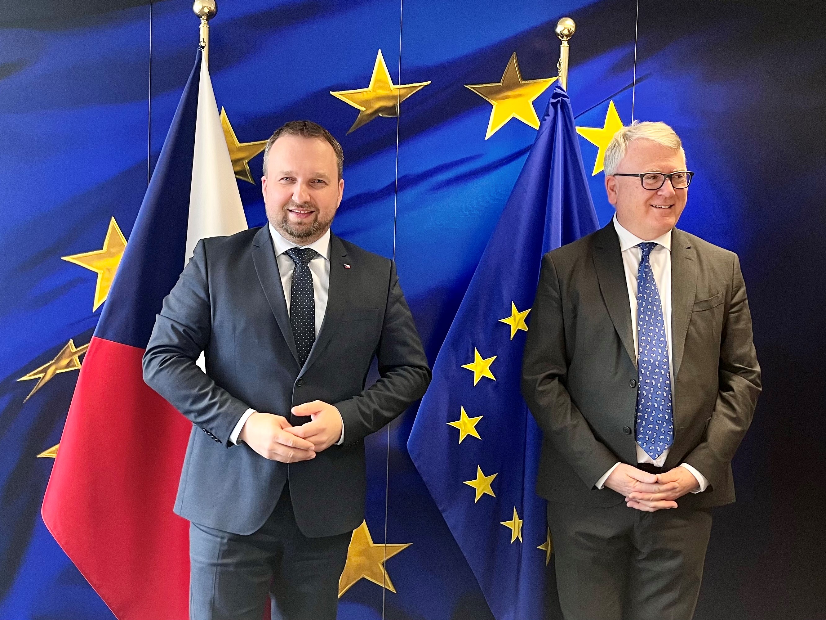 Ministr Jurečka jednal v Bruselu o krizi na Ukrajině, zopakoval nutnost koordinace evropské finanční pomoci